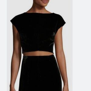 Black velvet Kendall + Kylie twist back crop - medium